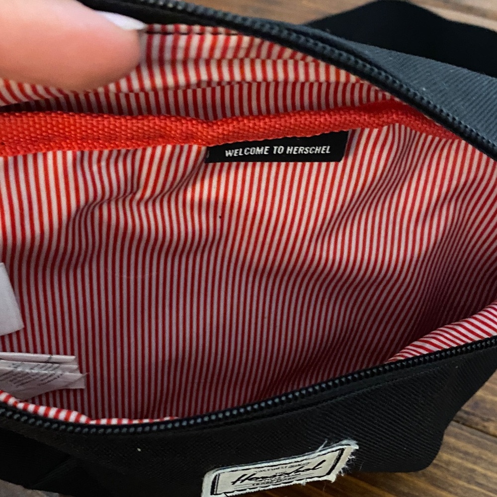 Herschel Supply Company Black Belt Bag - Picture 2 of 2